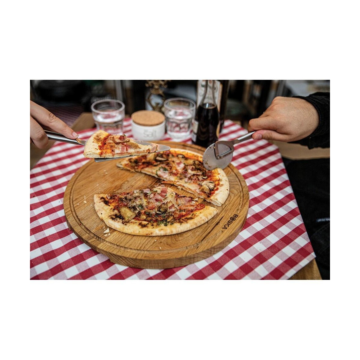 Akcesoria do kuchni z logo – zestaw do pizzy boska copenhagen VSB06-15_RB320550__M_401 Zestaw do pizzy BOSKA Copenhagen VSB06-15_RB320550__M_401