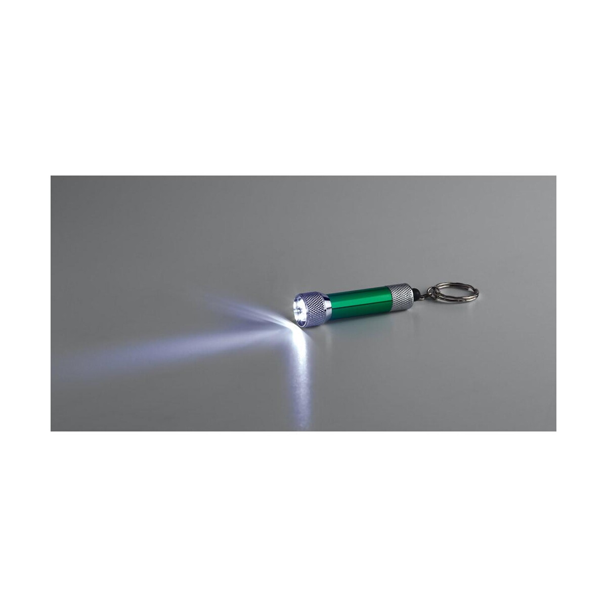 Breloki latarki z logo – re-lergan. aluminiowy brelok do kluczy (92% z recyklingu) z latarką led z 3 diodami 95092_109-c RE-LERGAN. Aluminiowy brelok do kluczy (92% z recyklingu) z latarką LED z 3 diodami 95092_109-c