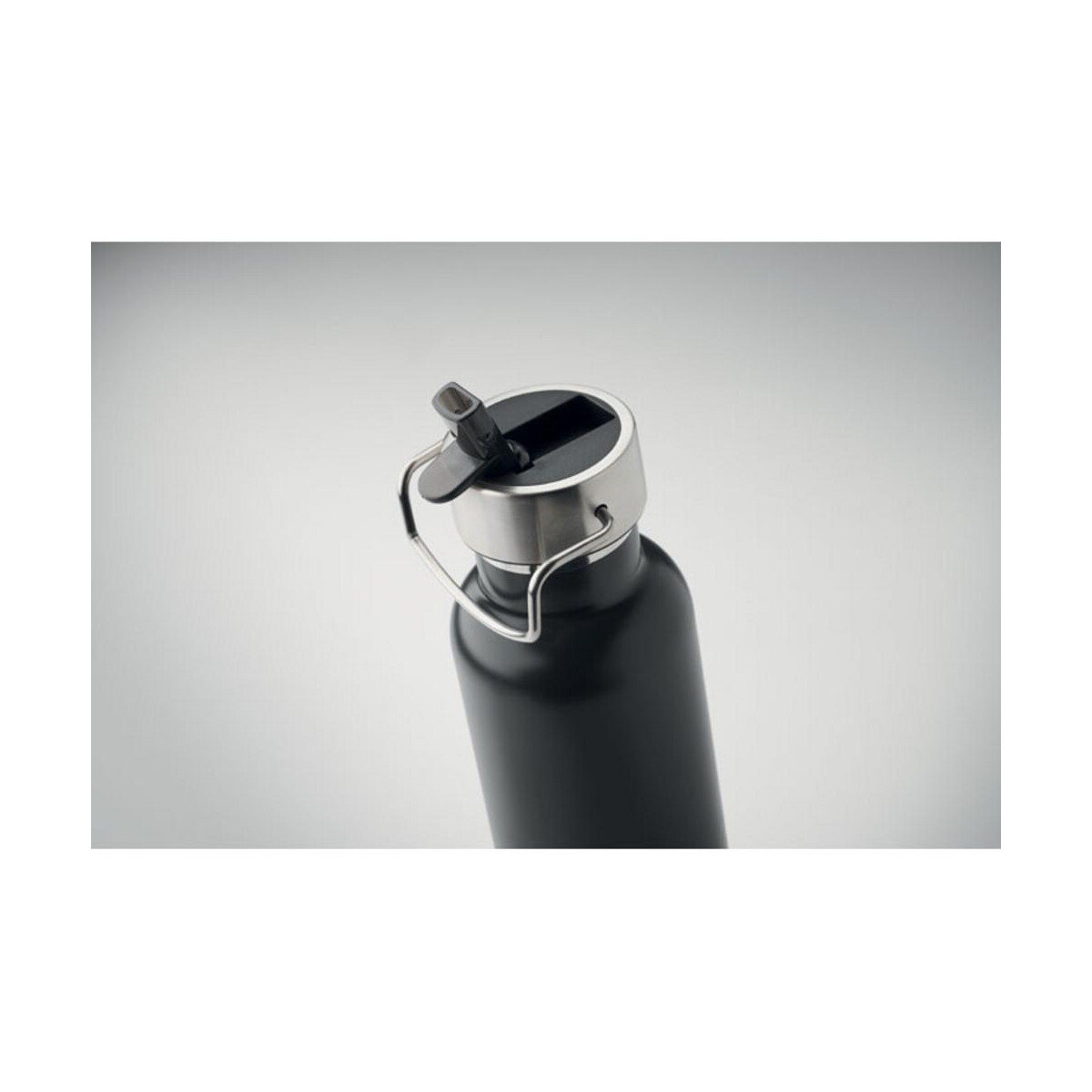 Butelki z logo – butelka dwuścienna 660 ml riflow mo2283-03-detail Butelka dwuścienna 660 ml RIFLOW mo2283-03-detail