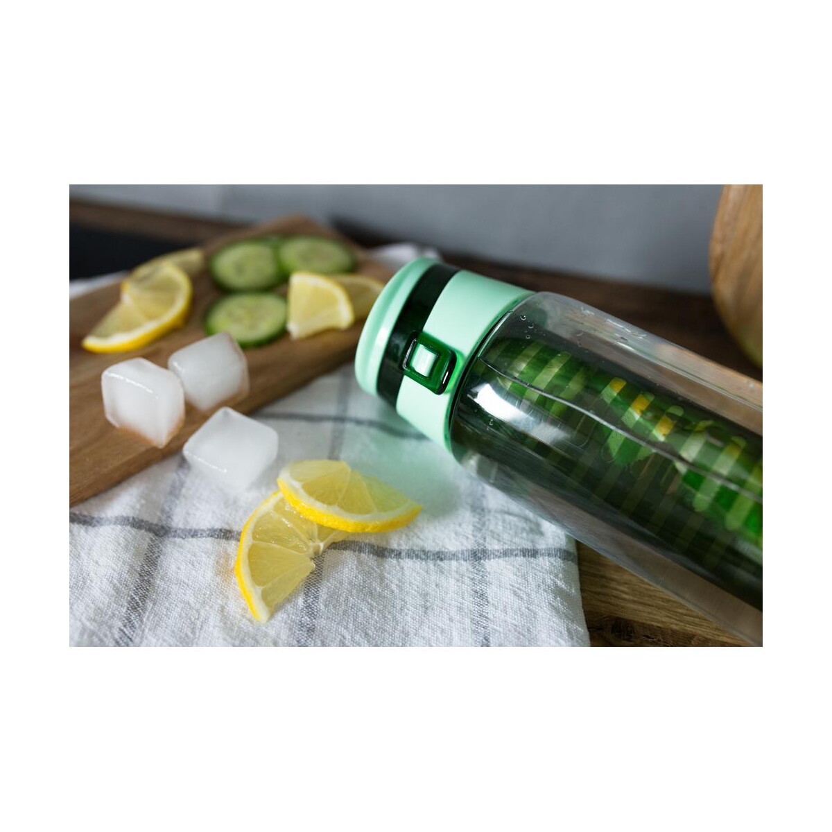 Butelki z logo – butelka sportowa 700 ml air gifts | lizzie V1388_A Butelka sportowa 700 ml Air Gifts | Lizzie V1388_A