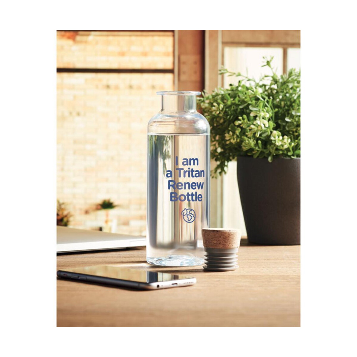 Butelki z logo – butelka z tritanu renew™ 500ml ocean mo2266-22-print Butelka z Tritanu Renew™ 500ml OCEAN mo2266-22-print
