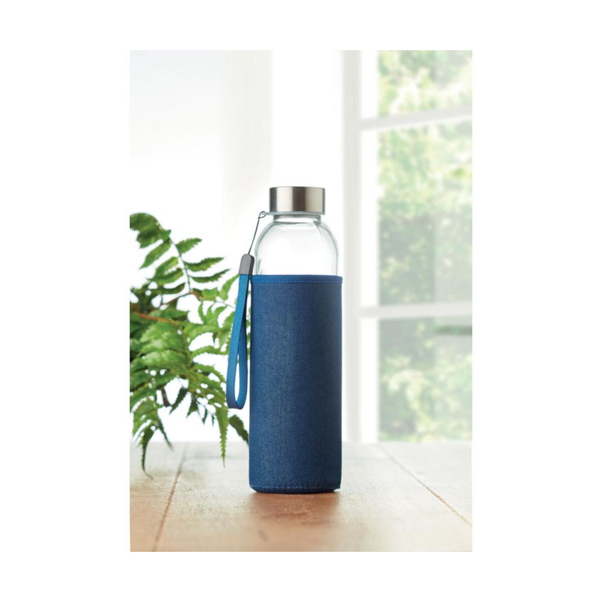 Butelki z logo – szklana butelka w etui 500 ml utah denim mo6192-04-ambiant Szklana butelka w etui 500 ml UTAH DENIM mo6192-04-ambiant