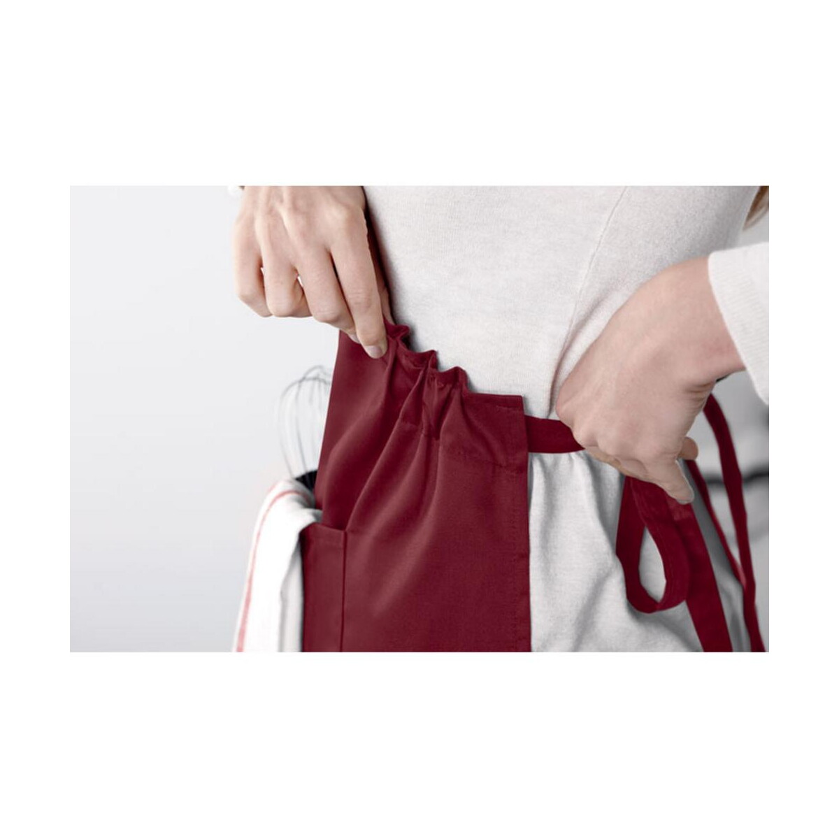 Fartuchy z logo – fartuch kuchenny regulowany fitted kitab mo8441-02-detail Fartuch kuchenny regulowany FITTED KITAB mo8441-02-detail