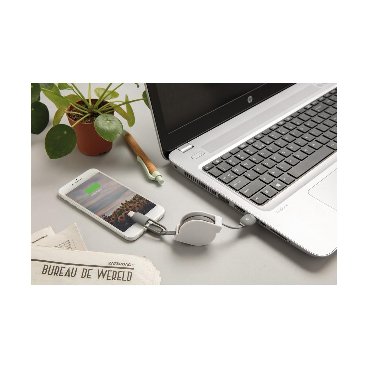 Kable usb z logo – zwijany kabel do ładowania i synchronizacji 3 w 1 P302.223__M_400 Zwijany kabel do ładowania i synchronizacji 3 w 1 P302.223__M_400