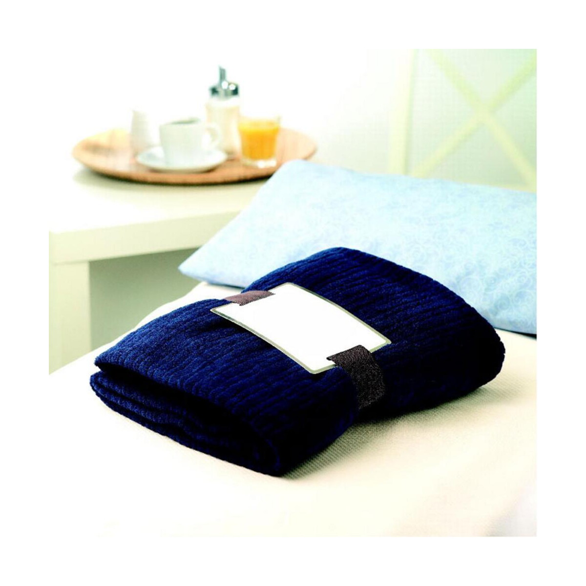 Koce z logo – koc polarowy. 240 gr/m2 cap code mo7246-04-ambiant Koc polarowy. 240 gr/m2 CAP CODE mo7246-04-ambiant
