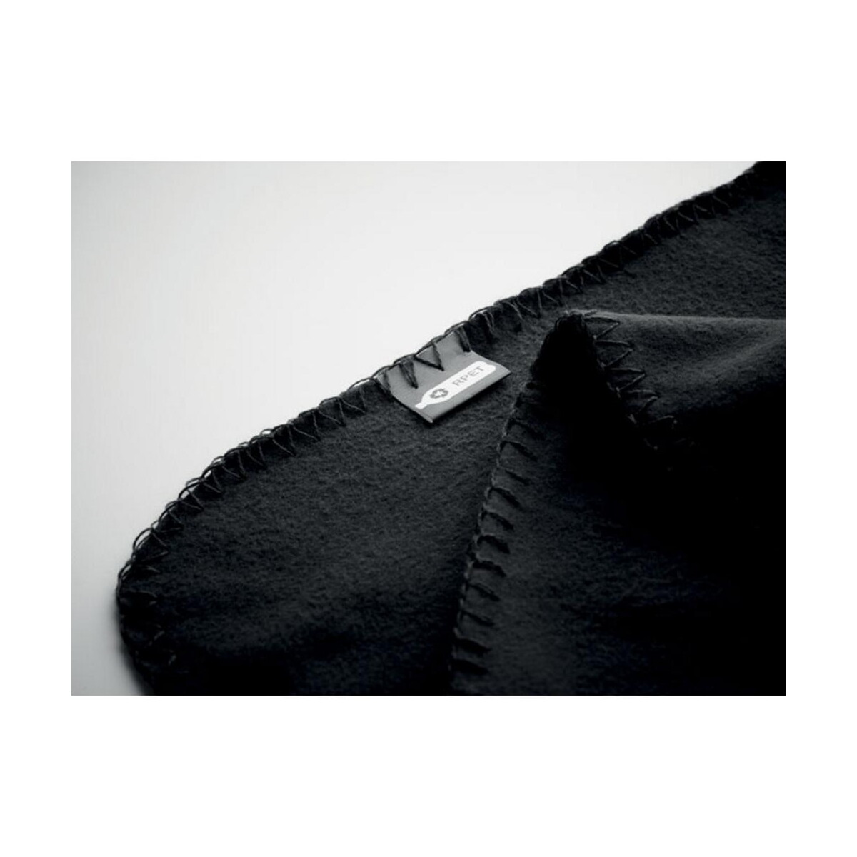 Koce z logo – koc polarowy rpet musala rpet mo9935-03-detail Koc polarowy RPET MUSALA RPET mo9935-03-detail