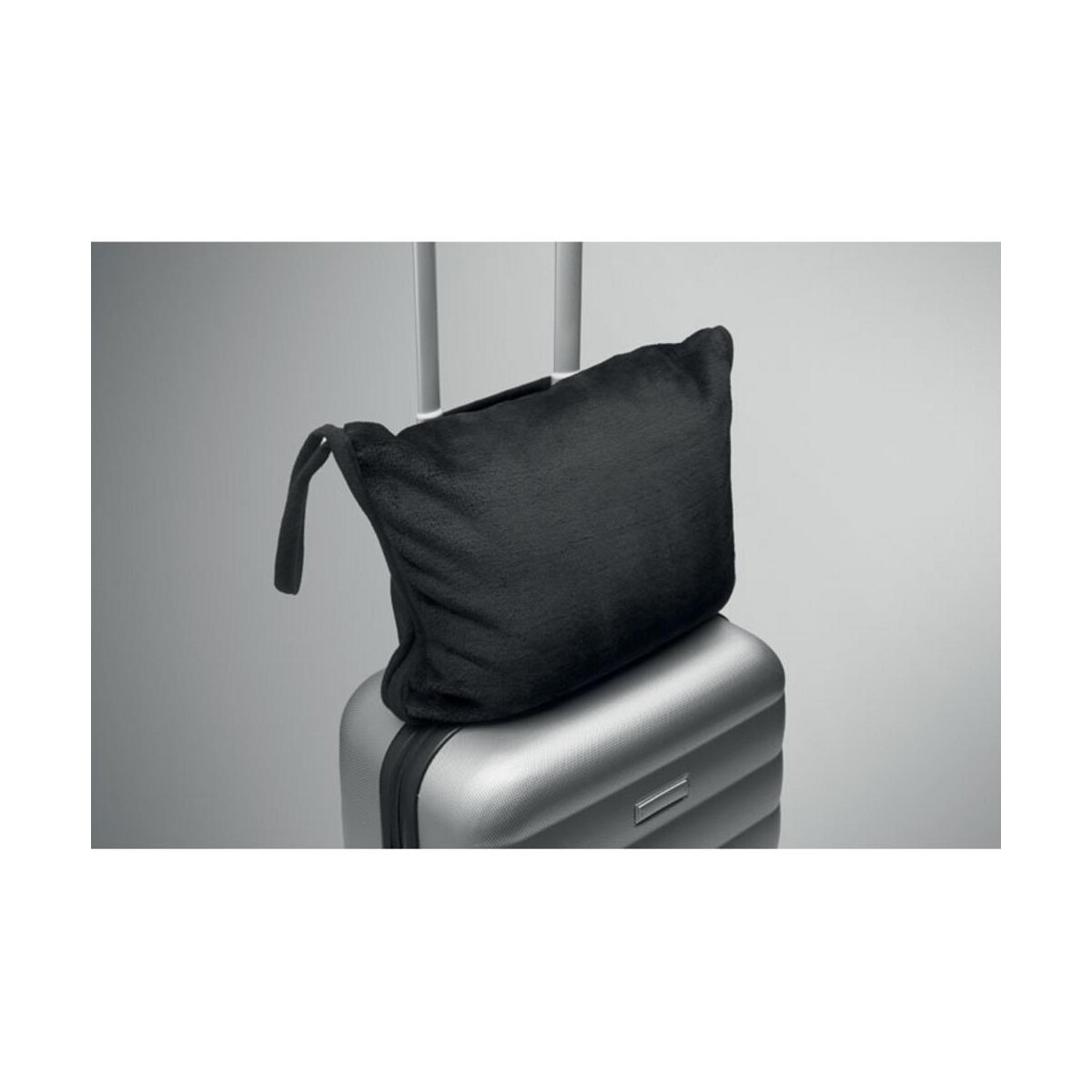 Koce z logo – koc prodróżny z poduszką 2 w 1 cozy mo2568-03-detail Koc prodróżny z poduszką 2 w 1 COZY mo2568-03-detail
