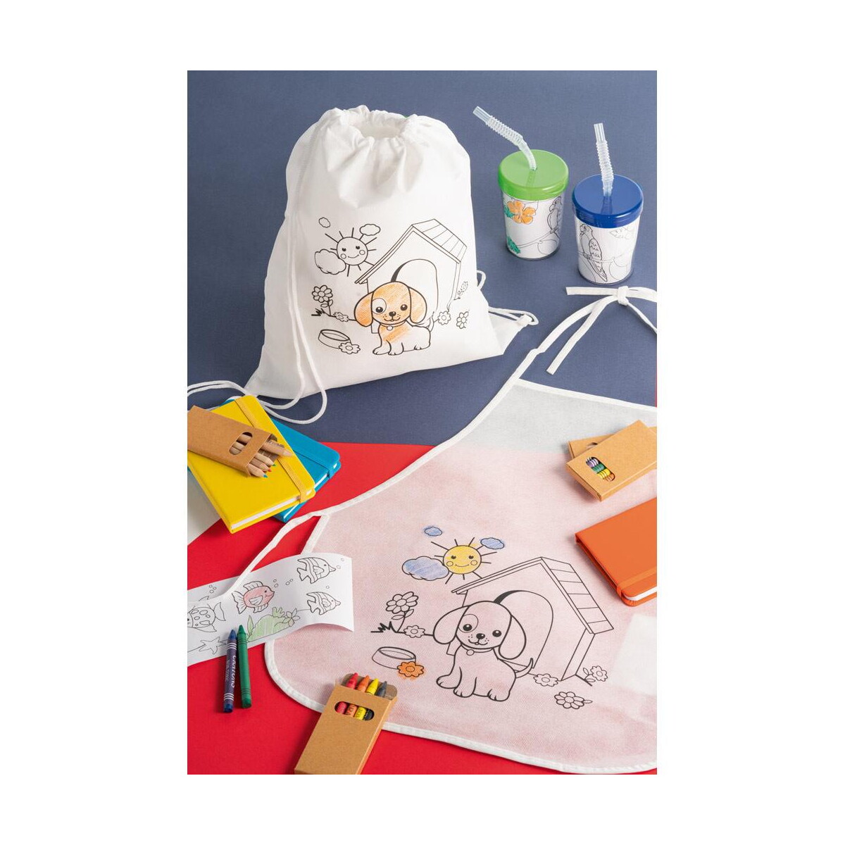 Kolorowanki z logo – nilo. fartuch z non-woven dla dzieci do pokolorowania (80 g/m²) 99834_amb NILO. Fartuch z non-woven dla dzieci do pokolorowania (80 g/m²) 99834_amb