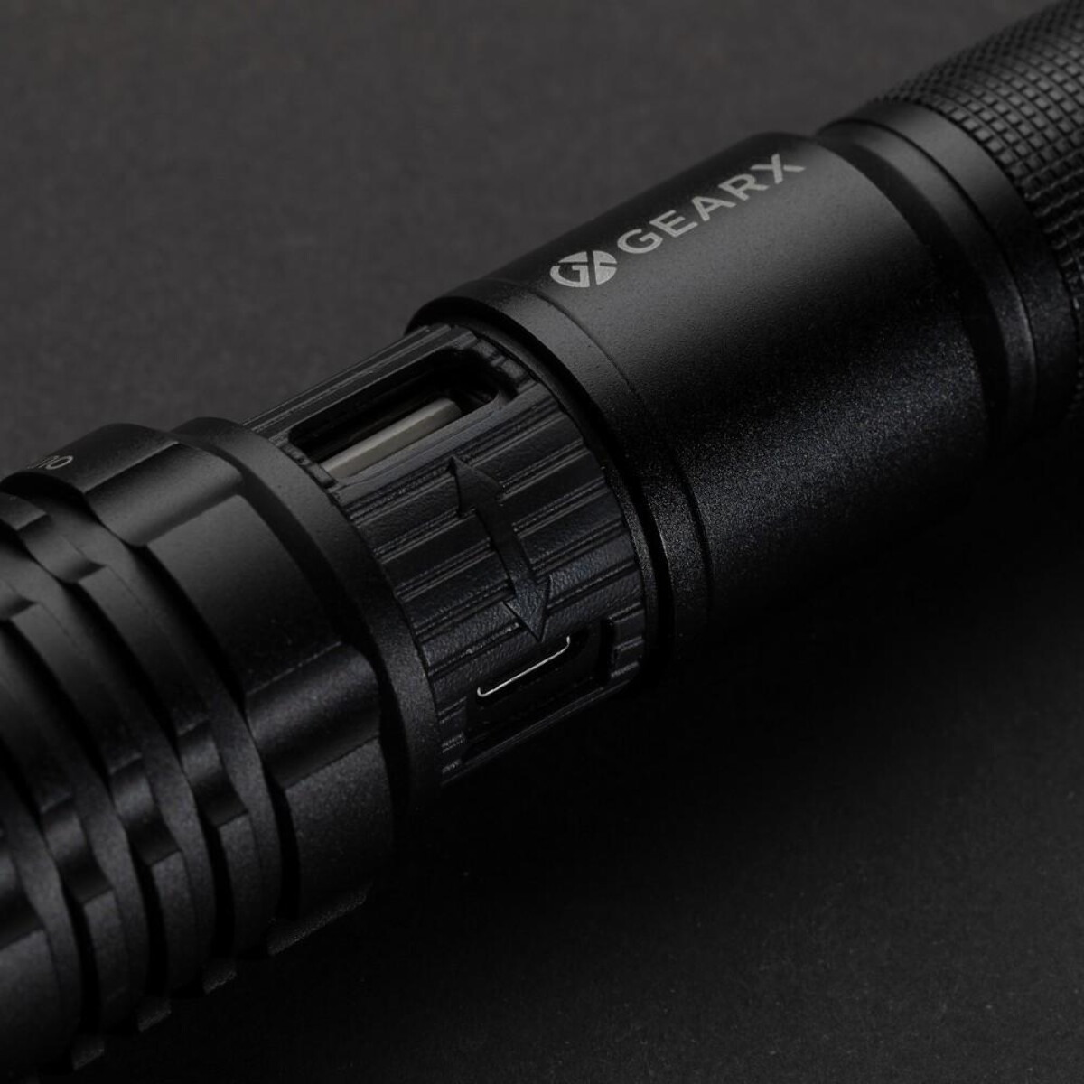 Latarki z logo – latarka gear x, ładowana przez usb P513.851__B_9 Latarka Gear X, ładowana przez USB P513.851__B_9