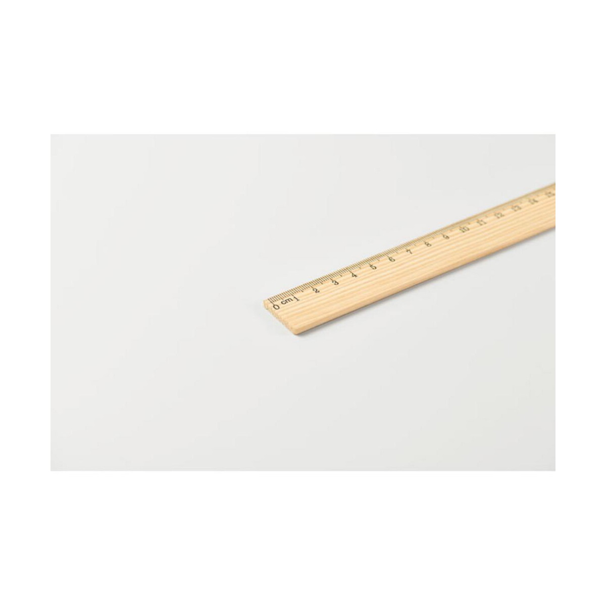 Linijki z logo – drewniana linijka 30 cm ruler30 mo2918-40-detail Drewniana linijka 30 cm RULER30 mo2918-40-detail