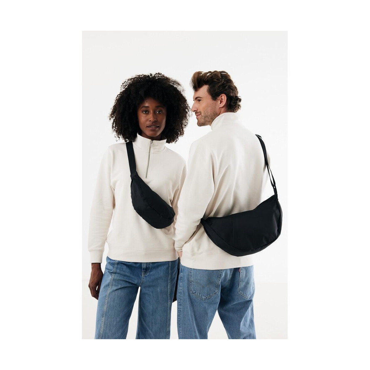 Nerki z logo – saszetka zapinana w pasie crescent xl aware™ rpet P763.5101__F_250 Saszetka zapinana w pasie Crescent XL Aware™ RPET P763.5101__F_250