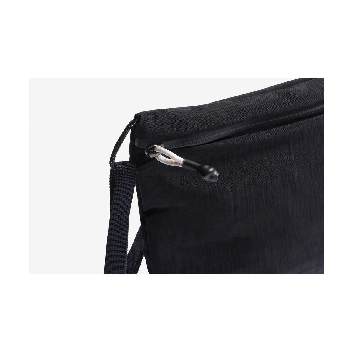 Nerki z logo – saszetka zapinana w pasie, nerka bellroy P763.3801__B_6 Saszetka zapinana w pasie, nerka Bellroy P763.3801__B_6