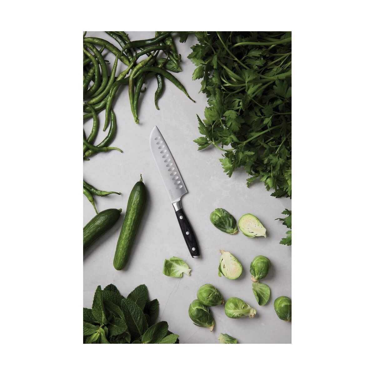 Noże z logo – nóż santoku vinga kaiser VG008-32_1653__M_402 Nóż santoku VINGA Kaiser VG008-32_1653__M_402