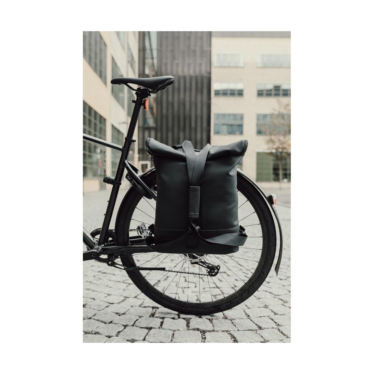 Plecaki z logo – plecak rowerowy vinga baltimore VG054-03_501819__M_400 Plecak rowerowy VINGA Baltimore VG054-03_501819__M_400