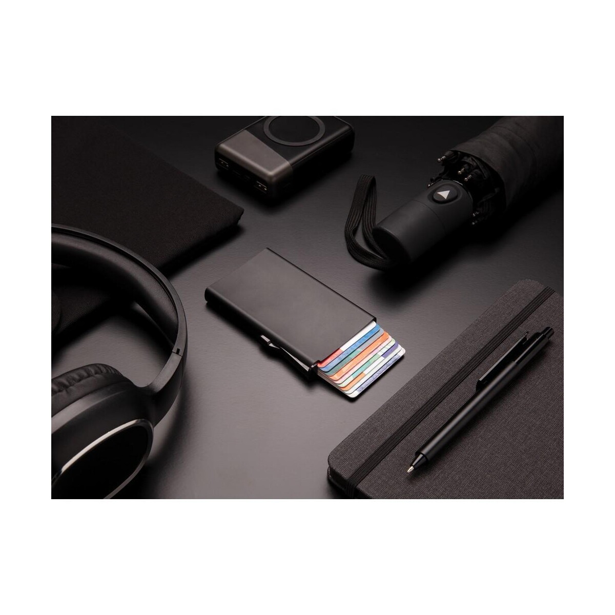 Portfele z logo – etui na karty kredytowe, ochrona rfid P820.041__M_400 Etui na karty kredytowe, ochrona RFID P820.041__M_400
