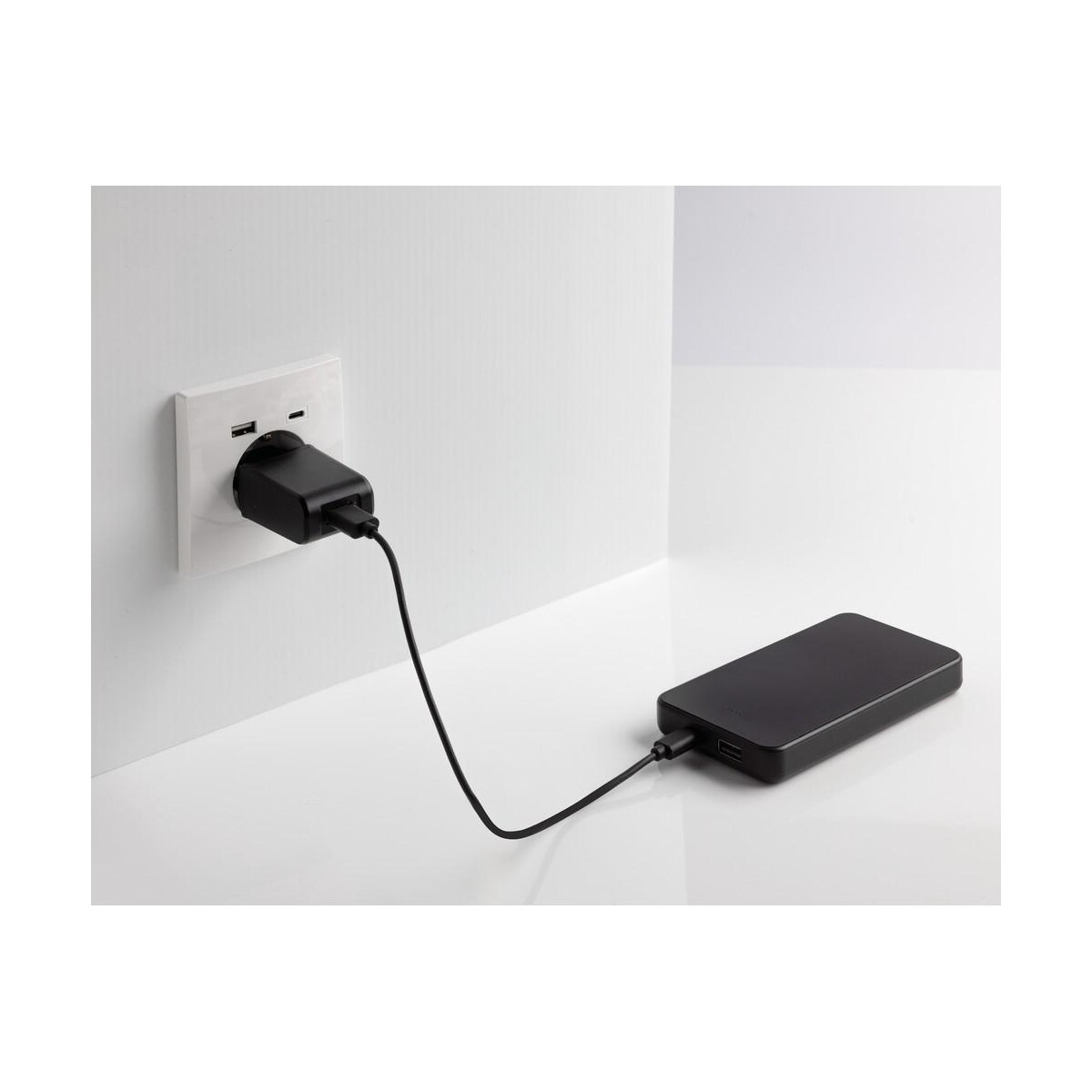 Powerbanki z logo – power bank 10000 mah boostcore P322.5601__M_400 Power Bank 10000 mAh Boostcore P322.5601__M_400