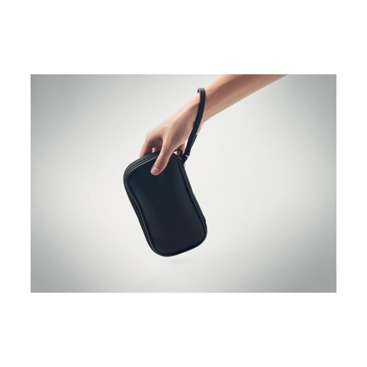 Torby na laptopa z logo – etui na akcesoria 600d rpet allthere mo2859-03-detail Etui na akcesoria 600D RPET ALLTHERE mo2859-03-detail