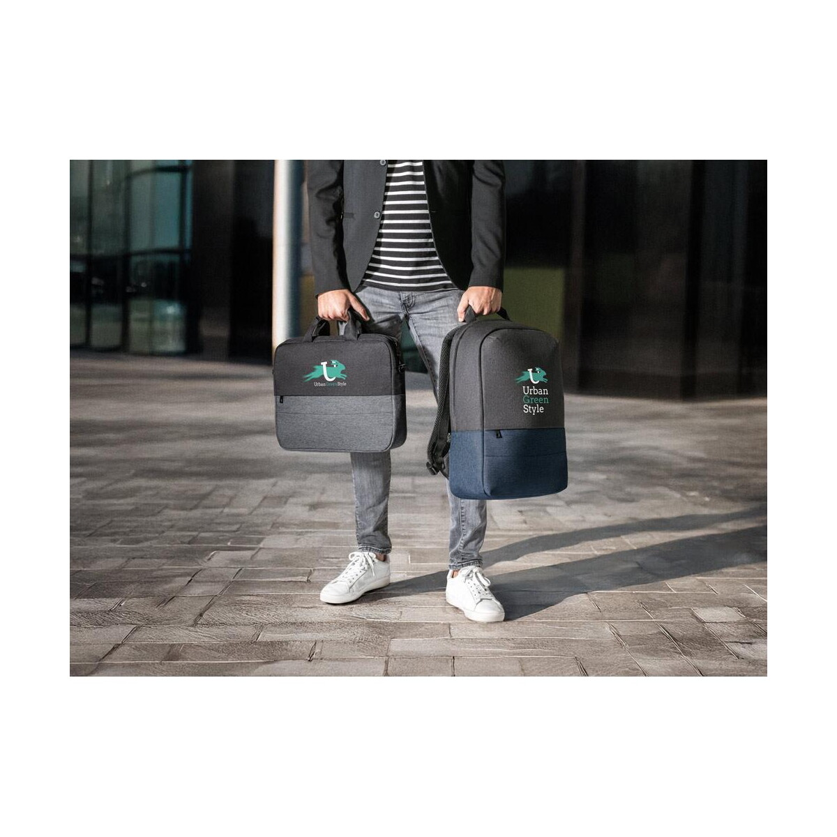 Torby na laptopa z logo – genoa. wyściełana torba na laptopa z recyklingowanego poliestru 600d o wysokiej gęstości 15” 92086_amb GENOA. Wyściełana torba na laptopa z recyklingowanego poliestru 600D o wysokiej gęstości 15” 92086_amb