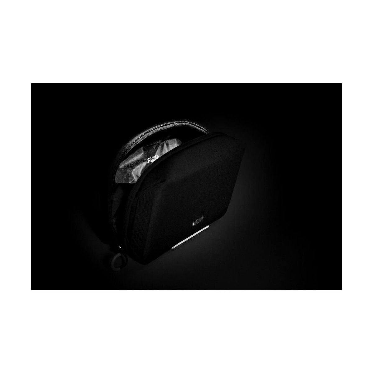 Torby na laptopa z logo – wielofunkcyjna torba swiss peak aware™ rpet P820.391__M_400 Wielofunkcyjna torba Swiss Peak AWARE™ RPET P820.391__M_400