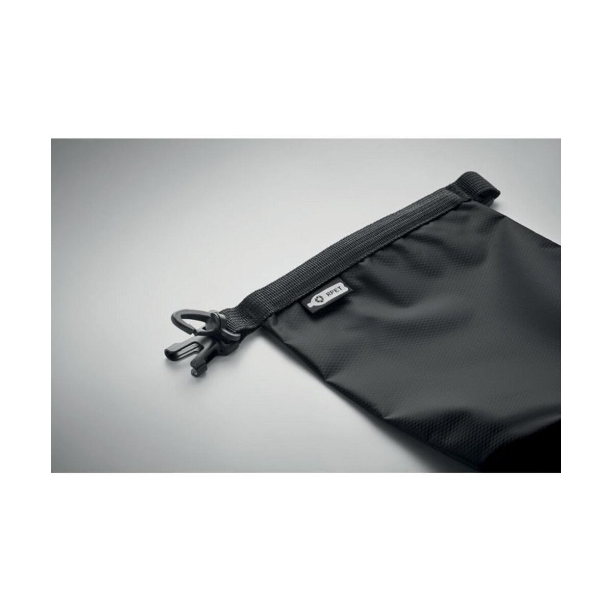 Torby podróżne z logo – wodoodporna torba 210t rpet 1,5 bolsaible mo2466-03-side Wodoodporna torba 210T RPET 1,5 BOLSAIBLE mo2466-03-side