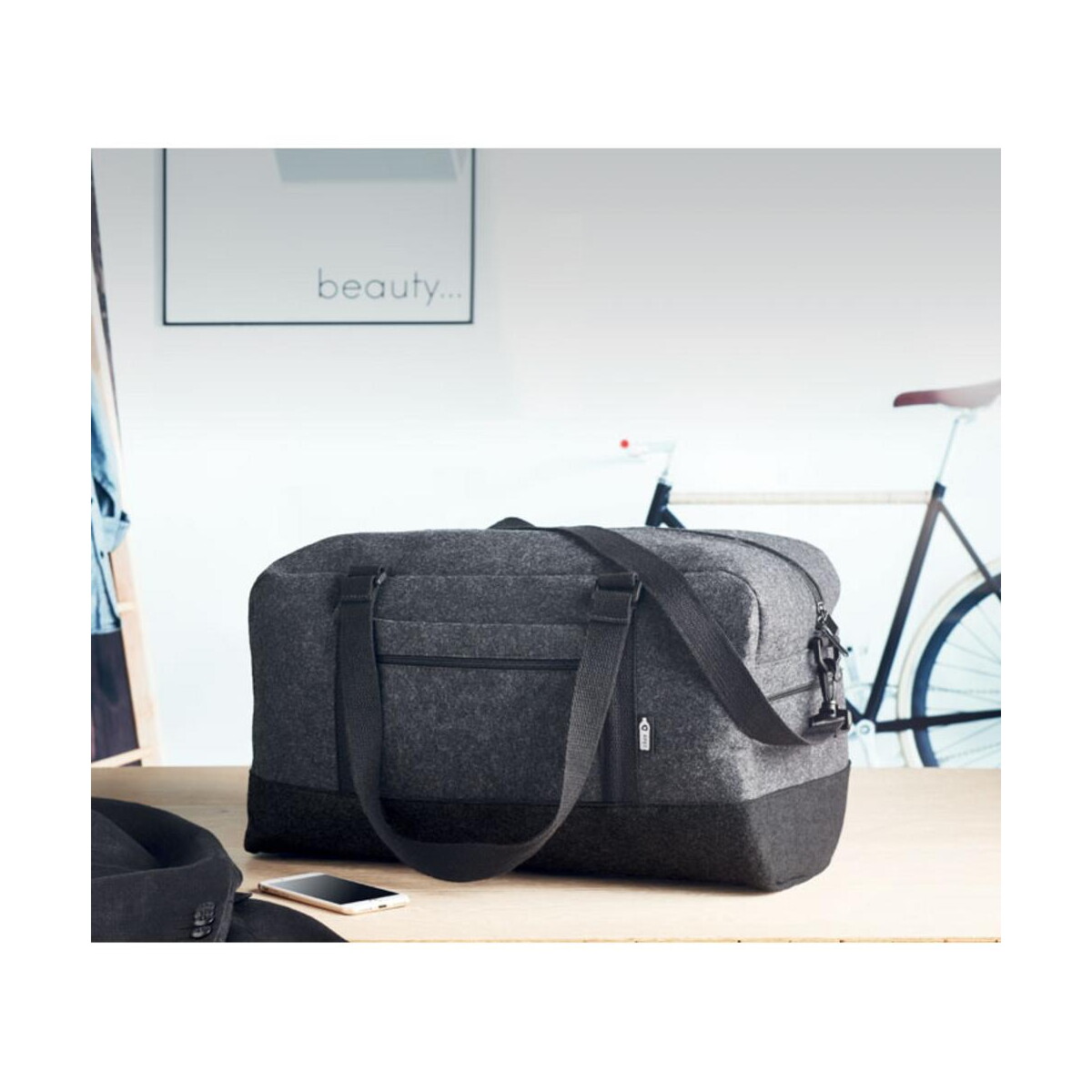 Torby sportowe z logo – torba weekendowa z filcu rpet indico bag mo6457-15-ambiant Torba weekendowa z filcu RPET INDICO BAG mo6457-15-ambiant