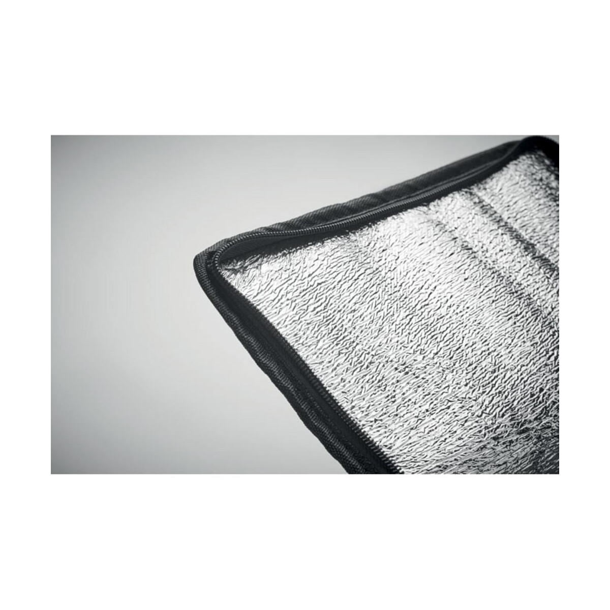 Torby termiczne z logo – filcowa torba chłodząca rpet fooler mo2464-15-detail Filcowa torba chłodząca RPET FOOLER mo2464-15-detail